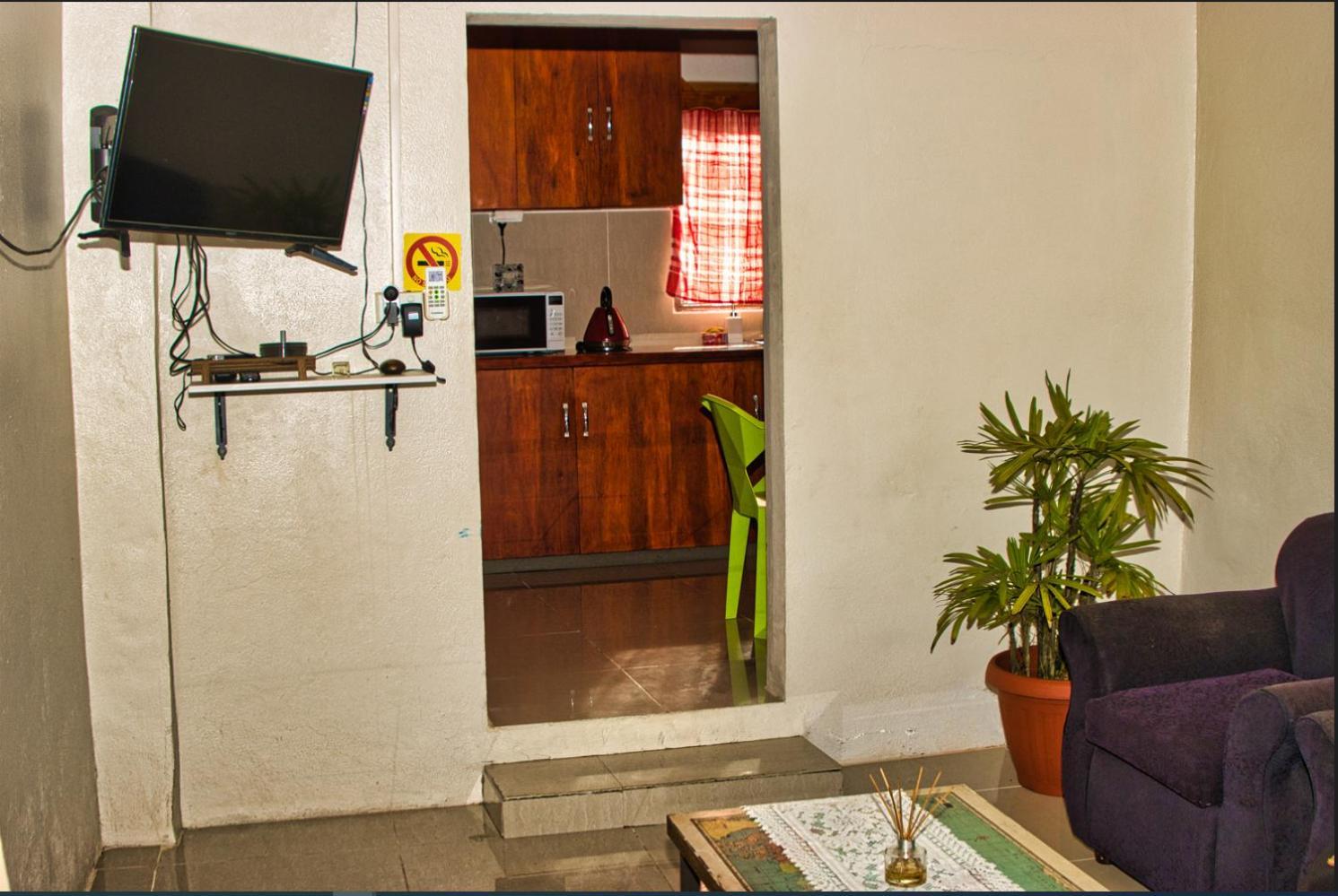 Guddy'S Riverside Cottage Nausori ภายนอก รูปภาพ